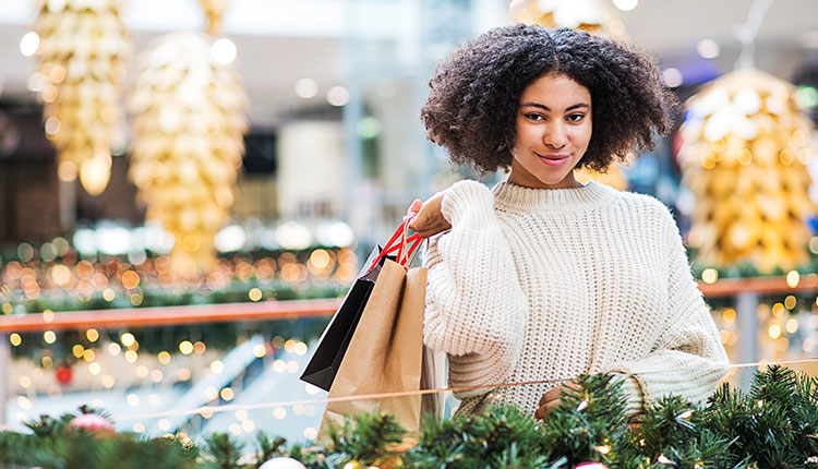 How to Use Your Credit Card for Holiday Shopping